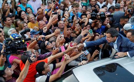 Guaidó presiona a Maduro en la calle con manifestaciones por los apagones