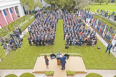 Exgobernador Christie se interna tras caso de Covid; estuvo en evento en Casa Blanca