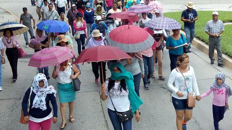 Docentes marchan contra la reforma educativa en Chilpancingo