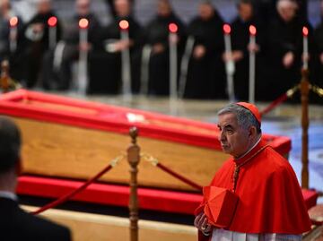 Revelan que el papa Francisco dejó dos cartas sobre cardenal acusado de corrupción. ¿Podrá o no participar en el cónclave?