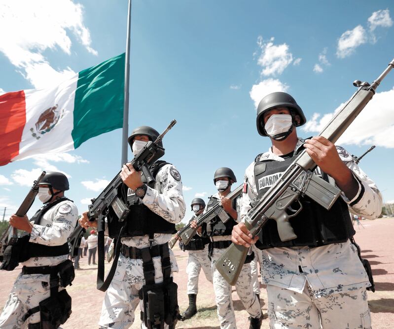 La SSPC se ahorró 991 mdp con la cancelación del seguro de gastos médicos mayores de la GN. Foto: Archivo/EL UNIVERSAL