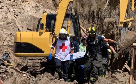 Rescatan cuerpo de víctima en derrumbe de Álvaro Obregón