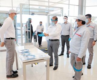 Industria automotriz reanuda labores en Aguascalientes