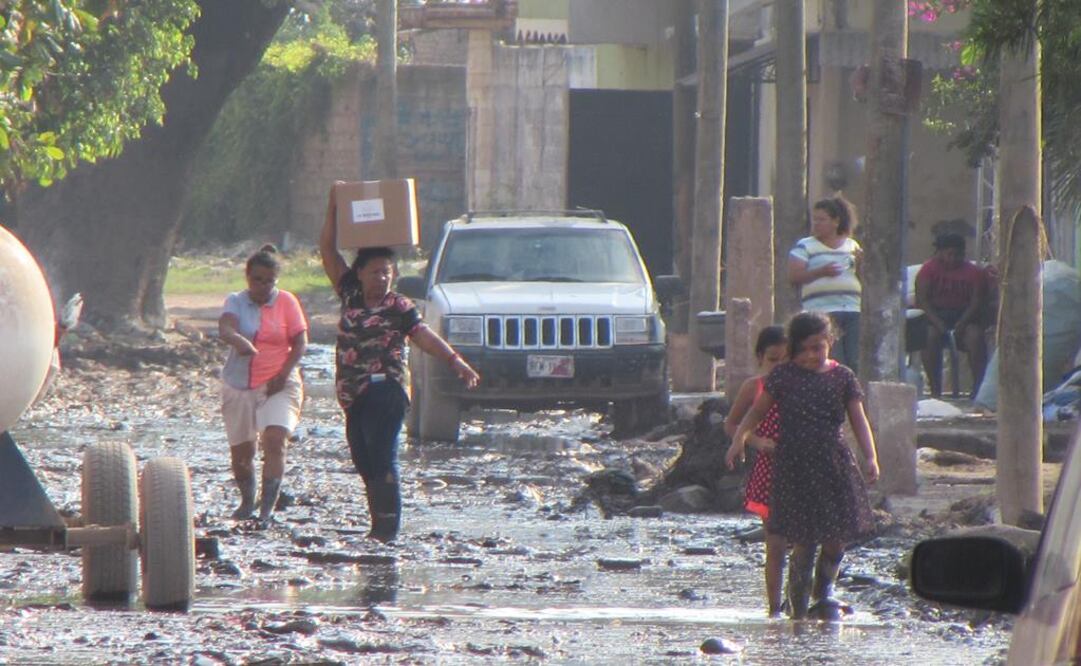 Damnificados de Nayarit por Willa