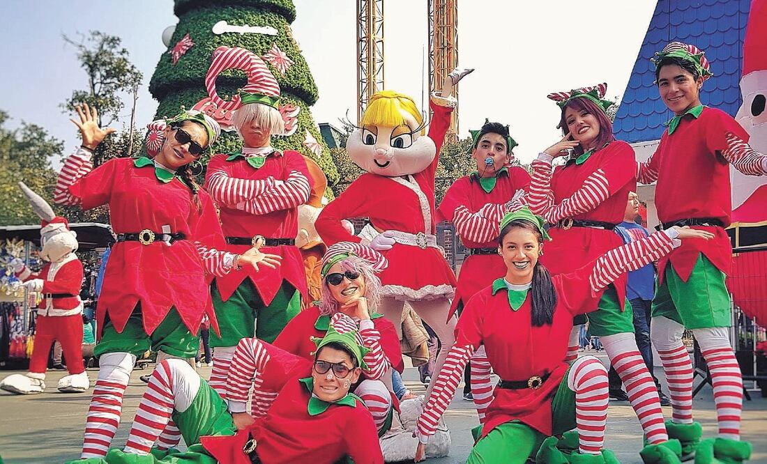 Los hermanos celebran Navidad en un parque de diversiones. Foto: CORTESÍA