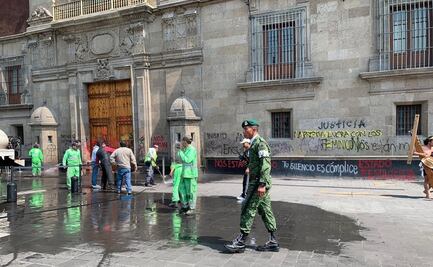 Así luce Palacio Nacional tras las pintas de esta mañana