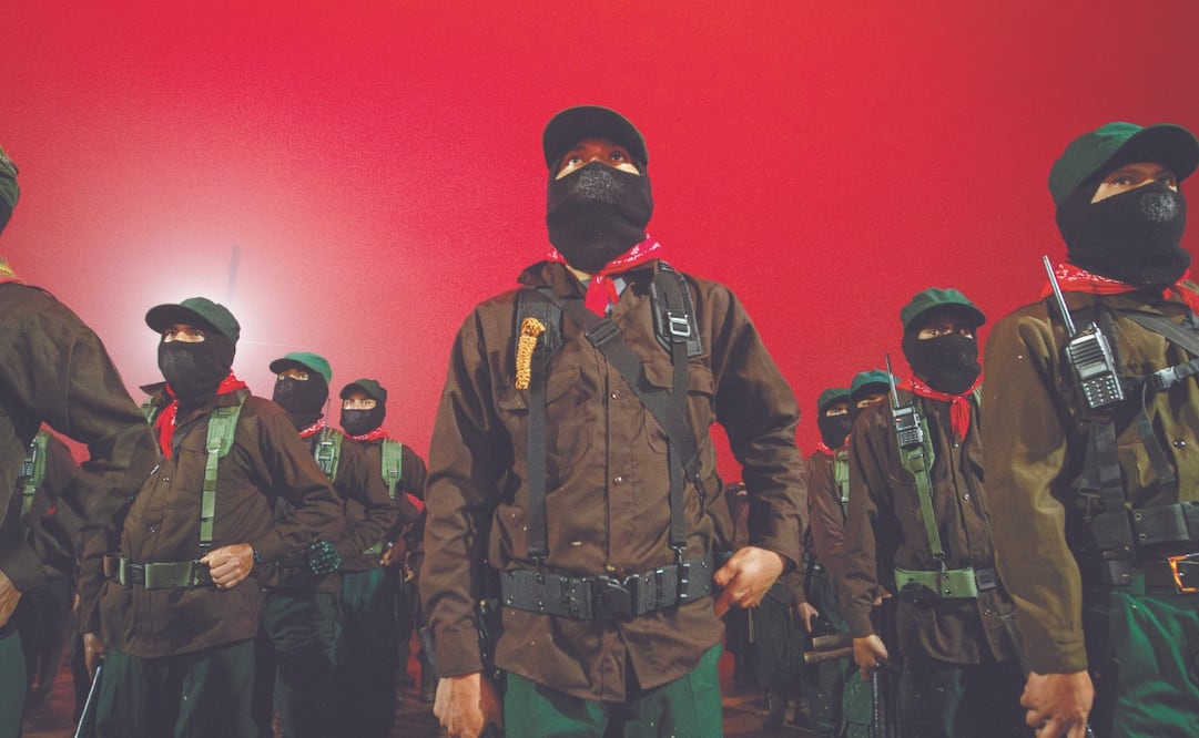 Más de mil personas, entre miembros del Ejército Zapatista de Liberación Nacional (EZLN) e invitados internacionales, celebraron el año nuevo y conmemoraron el 32 aniversario de su levantamiento armado; aseguran que se mantienen organizados. Foto: de Santiago Reyes