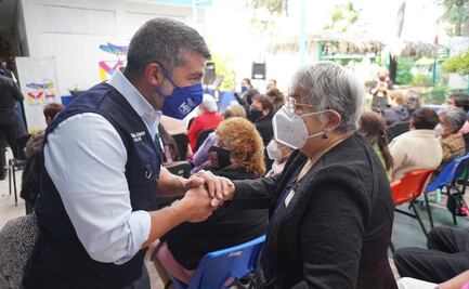 Festejan Día del Adulto Mayor en Universidad de la Vida junto a alcalde de Miguel Hidalgo 