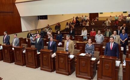 Legisladores llevan a tribuna contienda en Aguascalientes