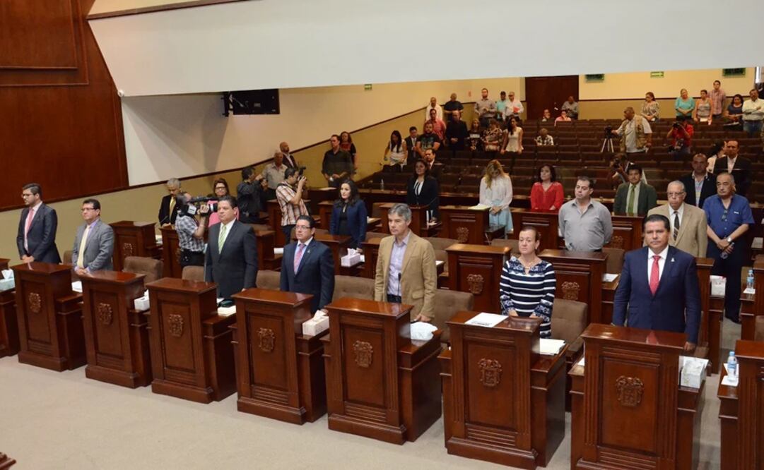 Legisladores llevan a tribuna contienda en Aguascalientes