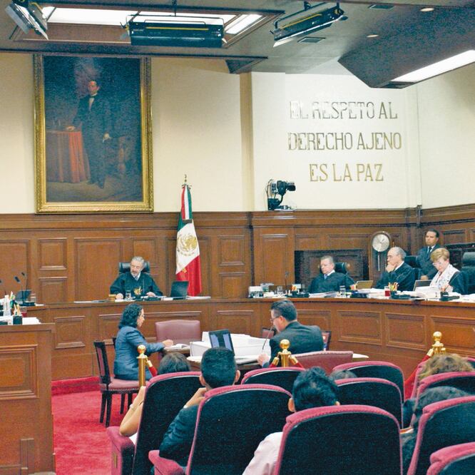 Normas claras. Los ministros analizan las reglas para la actuación de las Fuerzas Armadas en el control de la inseguridad, observando los derechos humanos. (ARCHIVO EL UNIVERSAL)