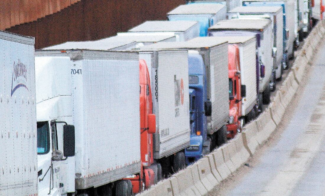Los camiones más robados son aquellos que transportan abarrotes y equipos electrónicos, entre otros, según GM Transport. ARCHIVO EL UNIVERSAL