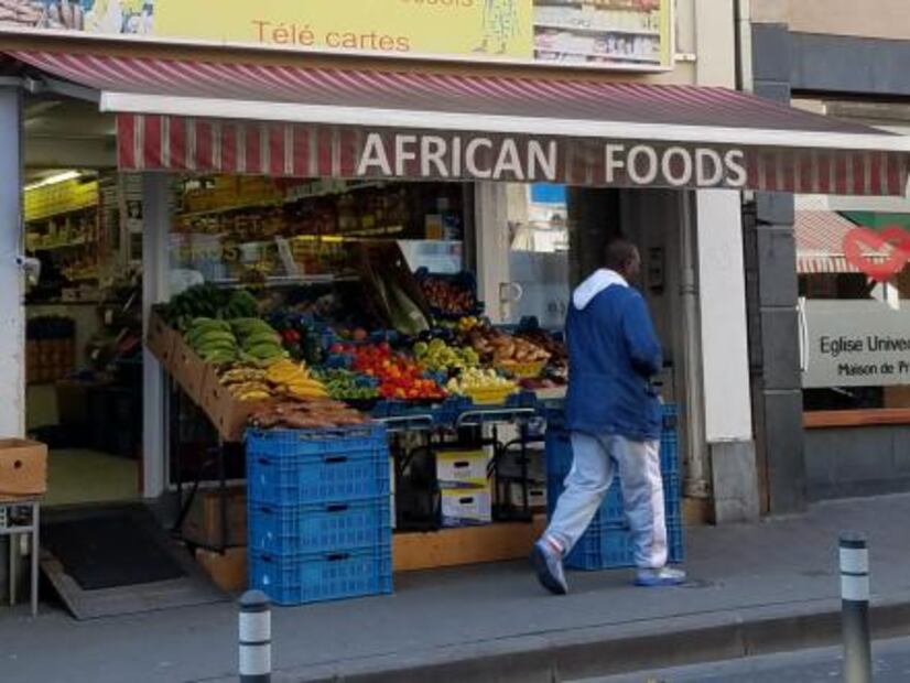 Barrio en Bruselas ofrece menú exótico que incluye carne de mono