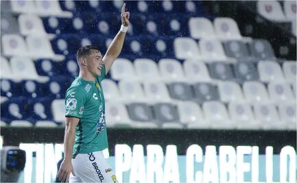 León derrota a Mazatlán con polémica decisión del VAR