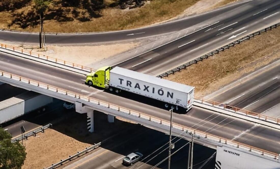 Información inexacta en columna referente a Grupo Traxión. Foto: de la cuenta de Instagram de traxionmx