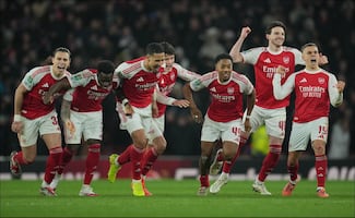 Arsenal vence a Crystal Palace en penales y avanza a semifinales de la Copa de la Liga