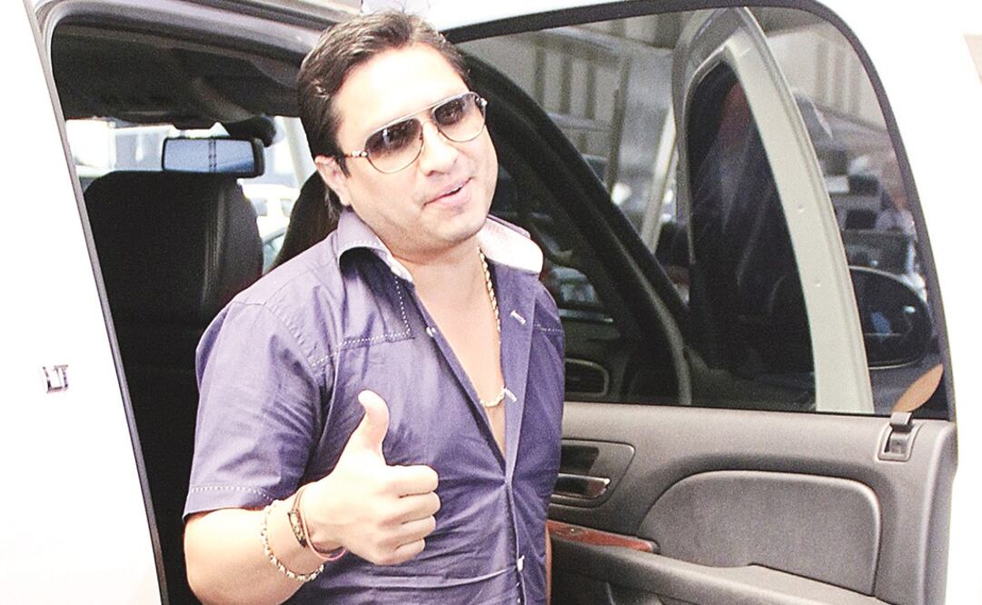 Julión Álvarez prepara disco de duetos