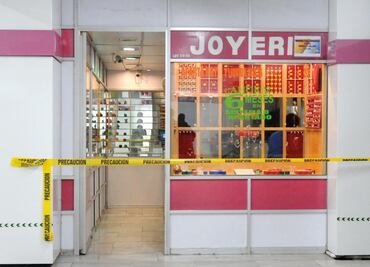 Vinculan a proceso a supuesto ladrón que roció a vendedora con gasolina