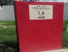 Alcaldesa de Umán, Yucatán, coloca su nombre a obras municipales; líder de Morena en el estado le pide corregir "error"