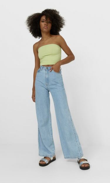 Los pantalones acampanados que debes tener esta temporada