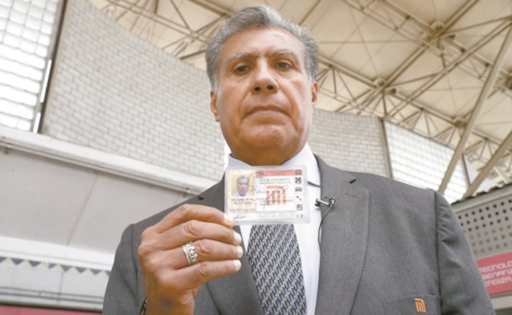 En 1969 le hablaban de una “ciudad subterránea”; hoy lleva 50 años en el Metro