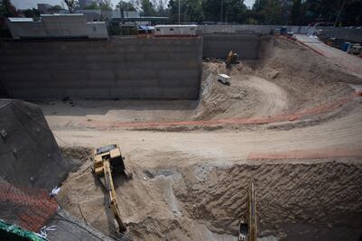 Suspenden temporalmente obras de torres frente a CU