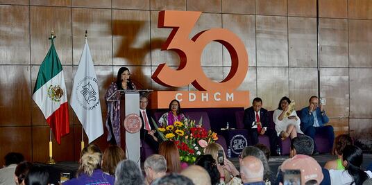 CDHCM conmemora 30 años impulsando agendas sobre la escasez de agua, migración y la inclusión social