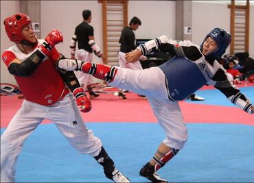 FMTKD cede ante la presión de Clouthier; transmitirá combate por Facebook