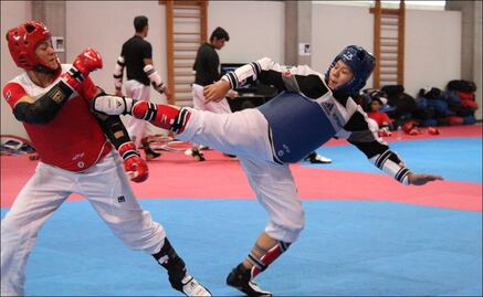 FMTKD cede ante la presión de Clouthier; transmitirá combate por Facebook