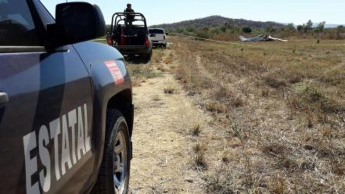 Desplome de avioneta deja dos muertos en Sinaloa
