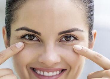 Conoce los mejores remedios caseros que ayudan a eliminar las bolsas debajo de los ojos