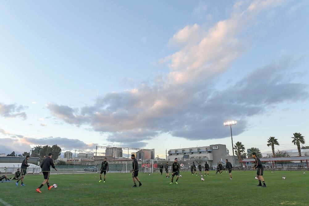 Los tricolores ensayaron las jugadas de pared en corto (IMAGO7)