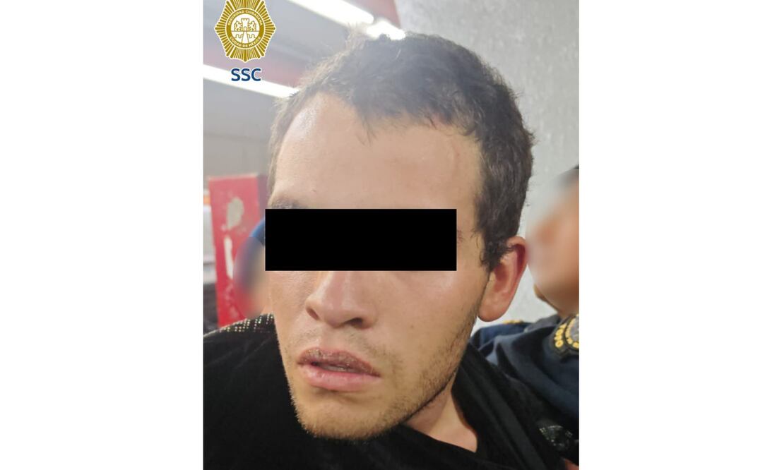 Agresor de 4 personas en la estación Tacubaya de la Línea 7 del Metro, continúa detenido en el Ministerio Público (19/11/2024). Foto: Especial