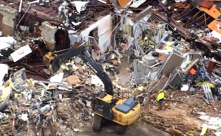 Niño de 9 años salva a sus padres después de que un fuerte tornado arrojara su auto en Oklahoma