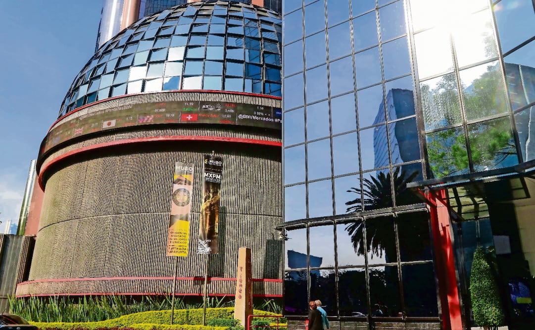 Inversionistas globales continúan favoreciendo al índice mexicano como referente emergente, dicen expertos. Foto: Archivo / EL UNIVERSAL
