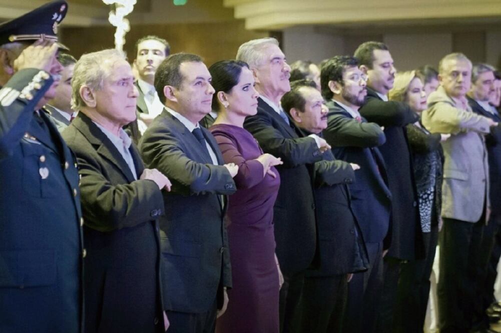 La senadora Lilia Merodio Reza informó que en cinco años de trabajo logró dirigir sus acciones para potenciar la productividad de Chihuahua, gracias al trabajo en unidad con el Ejecutivo federal para impulsar el desarrollo regional y nacional