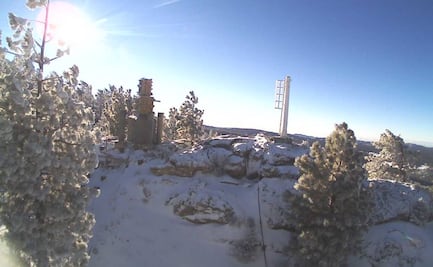 Nieve cubre montañas en Baja California