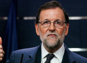 Socialistas españoles dicen que no apoyarán a Rajoy para ser presidente