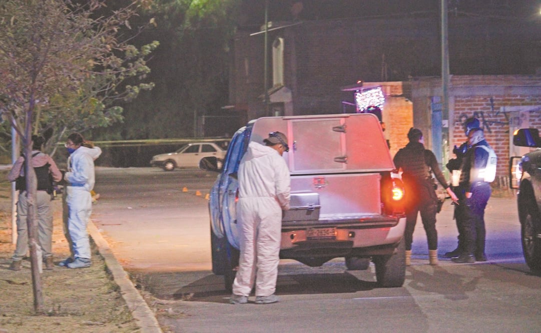 Los hechos ocurrieron en la cochera de una casa en la calle Churubusco esquina Universidad. Foto: Diego Costa. CUARTOSCURO