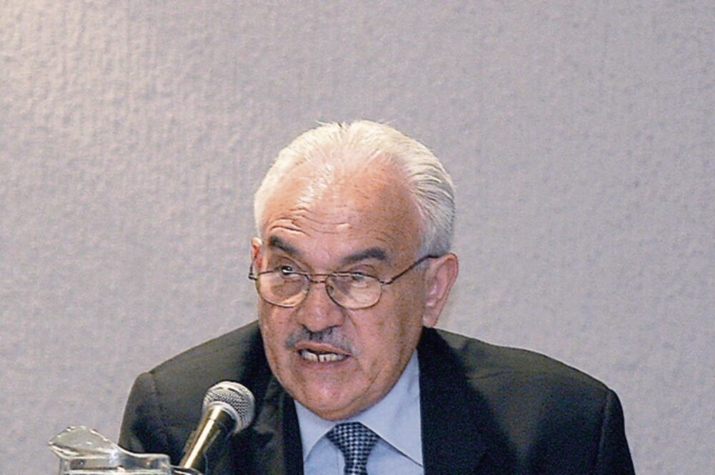 Defiende reforma educativa. Gilberto Guevara Niebla, consejero del INEE, dijo que la reforma educativa ha sido sometida a una campaña de desprestigio. Foto: ARCHIVO EL UNIVERSAL