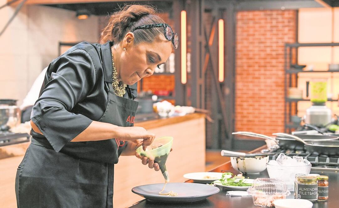 Cuevas desea compartir sus recetas a través de redes sociales. Foto: Azteca