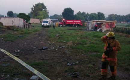 Explosión en taller de pirotecnia deja un muerto en Tultepec