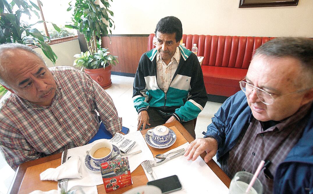 Los ingenieros Arturo Ávila Ruiz, José Fernández Villaseñor y Joaquín Sánchez Loaeza (JUAN CARLOS REYES. EL UNIVERSAL)