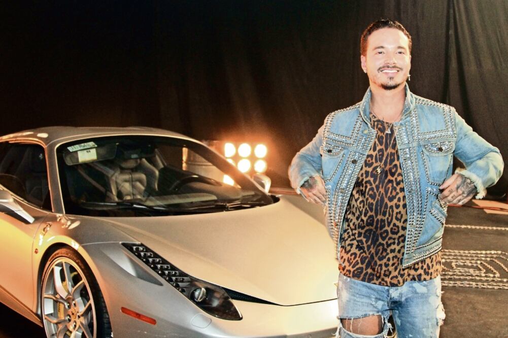 J Balvin, quien es el encargado del tema musical, actúa en la serie (CARLOS MEJÍA. EL UNIVERSAL)