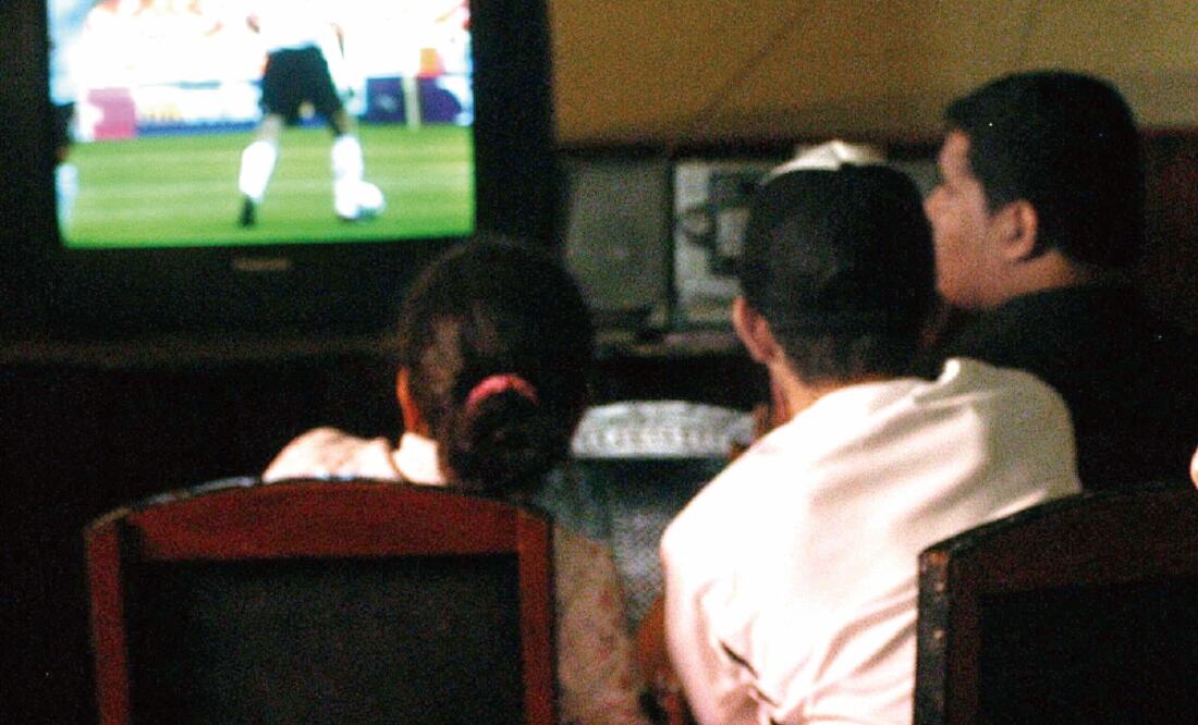 La empresa explicó que el aumento es para los consumidores que todavía cuentan con el servicio de Cablevisión y no afecta a los suscriptores de Izzi (ARCHIVO EL UNIVERSAL)