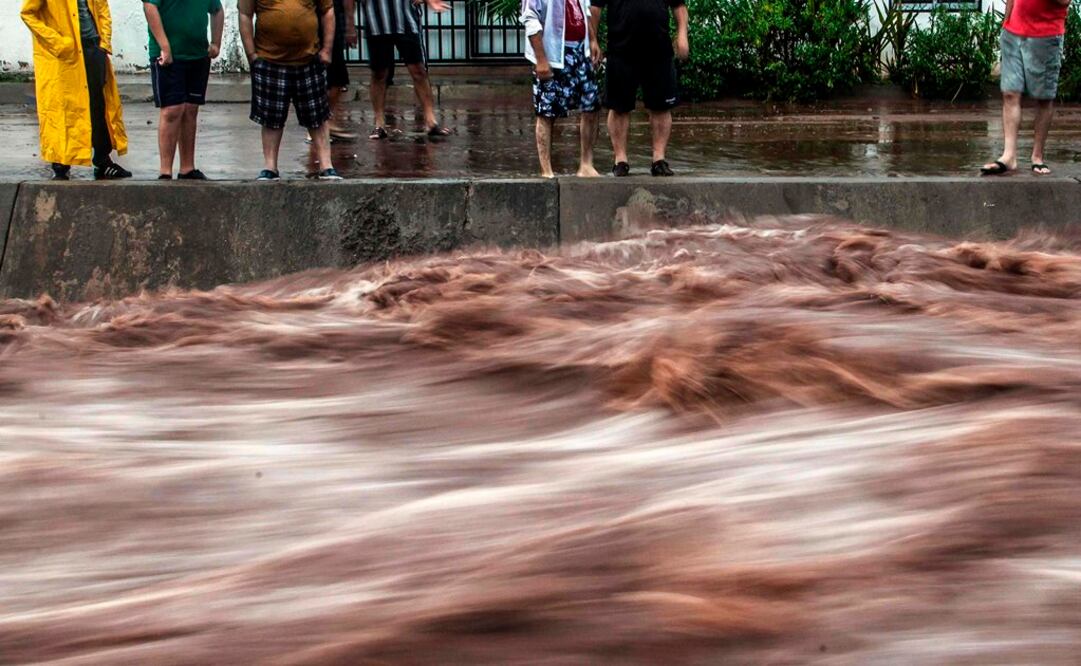 El jefe de la Unidad de Rescate de la Policía municipal de Culiacán dijo que durante más de 40 horas se ha mantenido la búsqueda de estas mujeres, sin que se tenga rastro de ellas. Foto: AFP