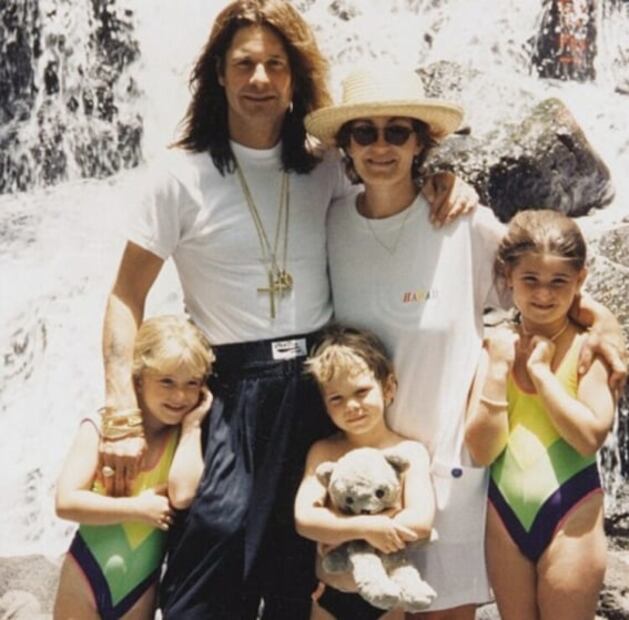 El Parkinson no detiene al llamado Príncipe de las Tinieblas, Ozzy Osbourne