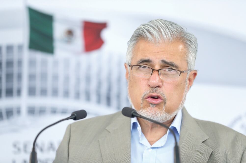 José Narro Céspedes, senador por Morena, dice que si el gobierno certifica a especialista médicos su número se duplicaría. Foto: ARCHIVO EL UNIVERSAL