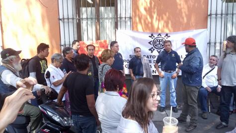 Se manifiestan investigadores y profesores del INAH