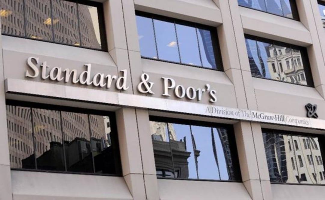 Standard & Poor’s colocó en revisión negativa las calificaciones de tres transacciones de deuda del Infonavit (CDVITOT) respaldadas por créditos hipotecarios debido a la reforma que fija en 0% la tasa de indexación de estos créditos a partir de 2025. (17/12/24) Foto: Archivo/El Universal